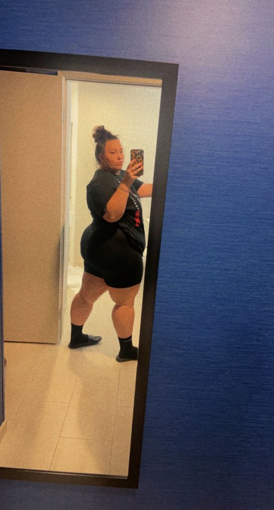 danielleee760 tweet media