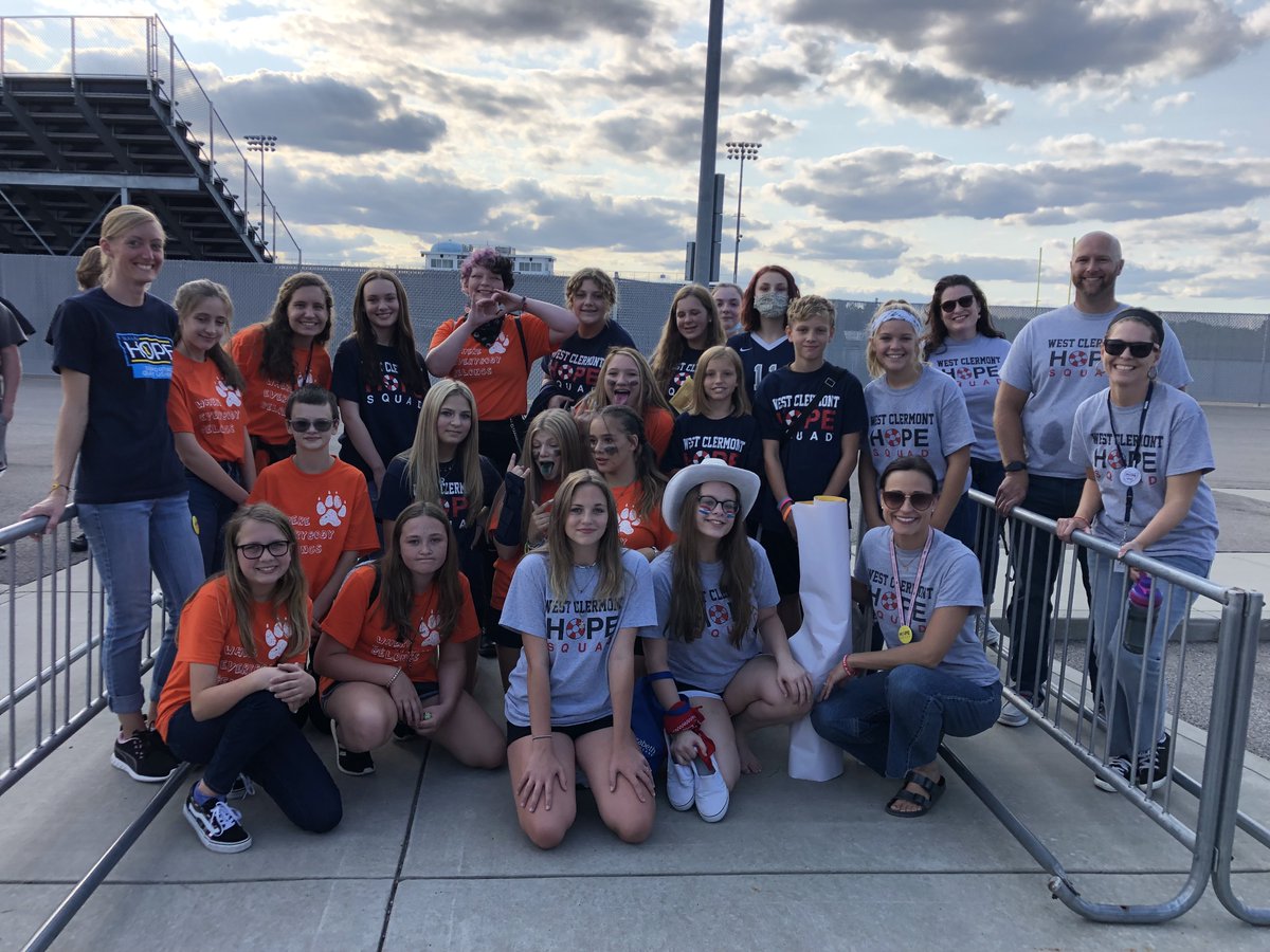 WCHSHopesquad's tweet photo. WCMS Hope Squad, WCMS WEB, and WCHS Hope Squad marching in the 2021 Homecoming Parade!!! https://t.co/Mx0tJ7V8js