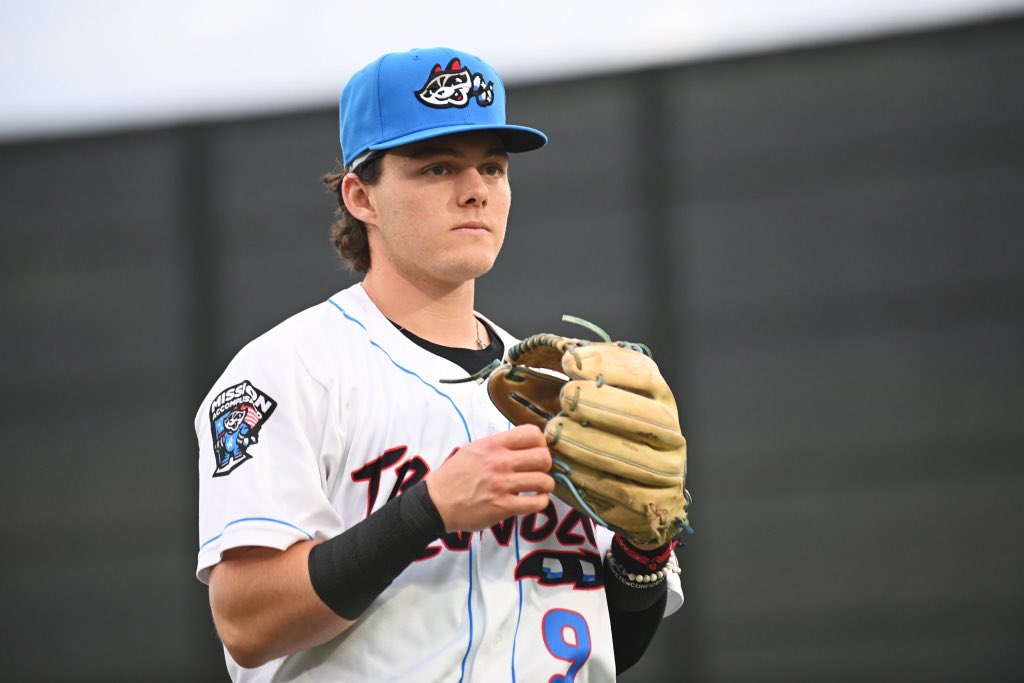 TrentonThunder's tweet image. Carson Matthews is the first @mlbdraftleague player to make it to Double-A! He played with the Thunder this year and debuted with the @trashpandas this past week