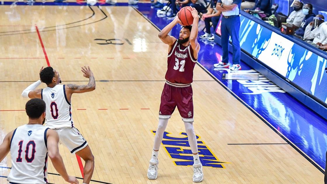 asunpros's tweet photo. Introducing our first Bellarmine #ASUNPro, Pedro Bradshaw!
After redshirting his FR year at Belmont and 1 year at EKU, @PedroBshaw32 transferred to @BUKnightsMBB โ๏ธ
๐: 12.6 ppg, 6.1 rpg, 2.4 apg ๐
Stay tuned to find out where he will โ๏ธ this szn
#ASUNBuilt #SwordsUpBU https://t.co/JaNAg20gsF