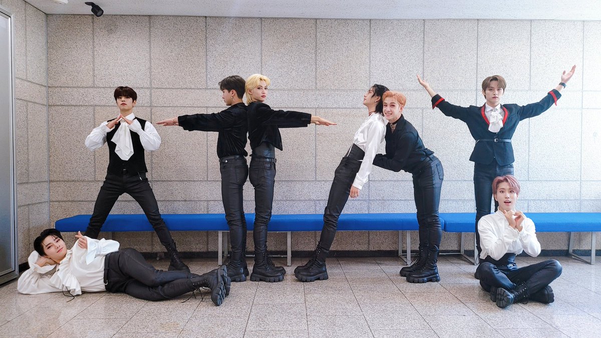 STAY, lo logramos

¡Stray Kids será parte de la lineup del Festival Mundial K-POP 2021 de KBS en Changwon!

Este evento se transmitirá en vivo en el canal de YouTube "KBS WORLD TV" el 15 de octubre.

스트레이키즈
#StrayKids #스트레이키즈 <a href="/Stray_Kids/">Stray Kids</a>  
©ABlackParadise1