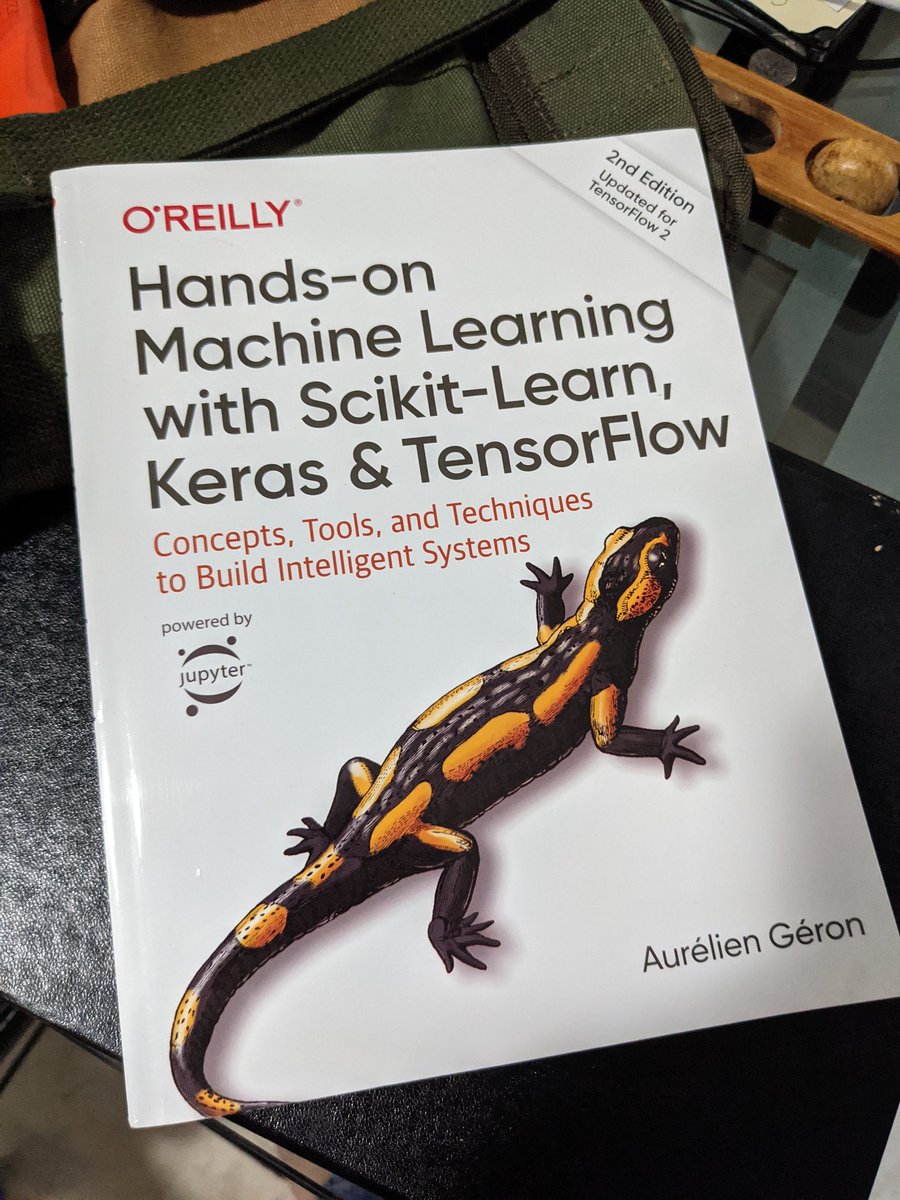 luiscberrocal's tweet photo. Just got it hope it's as good as the reviews said... #MachineLearning https://t.co/dxXeUhehlE