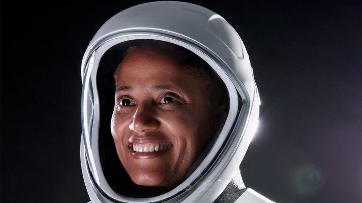 AdrianL16882023's tweet image. Sian Proctor makes history with SpaceX&apos;s Inspiration4 as first-ever Black female spacecraft pilot
space.com/sian-proctor-i…