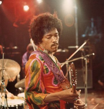 crockpics's tweet image. Jimi Hendrix during his last performance in England at The Isle Of Wight Festival, 1970