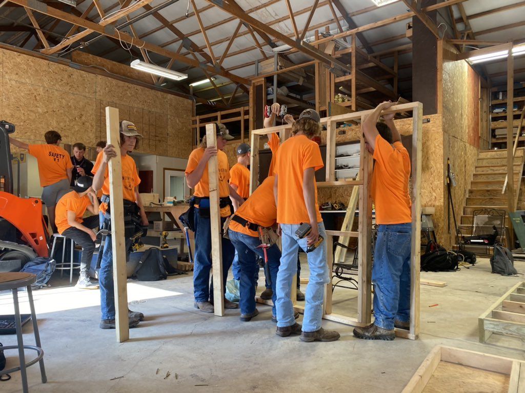 TbhsTech's tweet image. It’s nice seeing all my class wearing their safety orange learning a little framing. Next year we may introduce carpenter whites.  #lookingprofessional