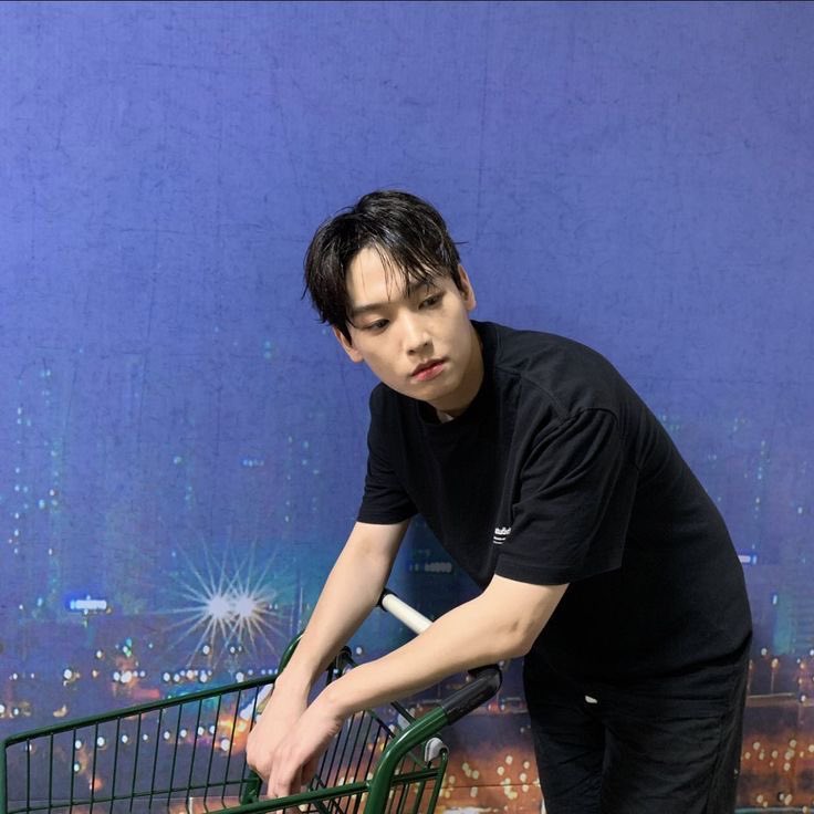 #SF9   #INSEONG #인성 <a href="/SF9official/">SF9official</a>