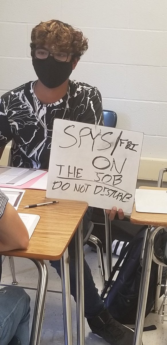 ProfCainUSHist's tweet photo. Lots of APUSH sleuthy🕵️‍♀️ 🕵️‍♂️learning today!! Colonial mystery documents! Great job, junior historians! @NISDOConnorHS @NISDHSSocSt @pohovich https://t.co/2ebkQCJTwh