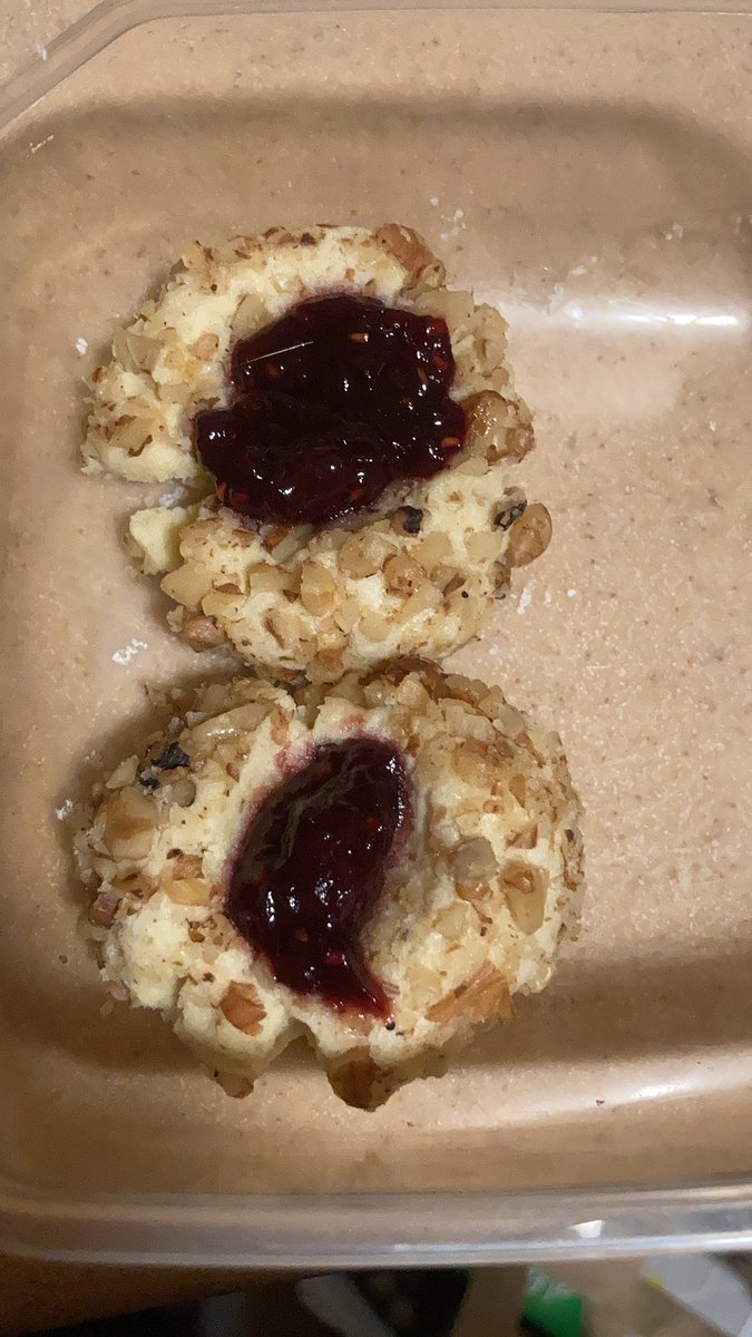 Amy Roediger☮️ tweet media