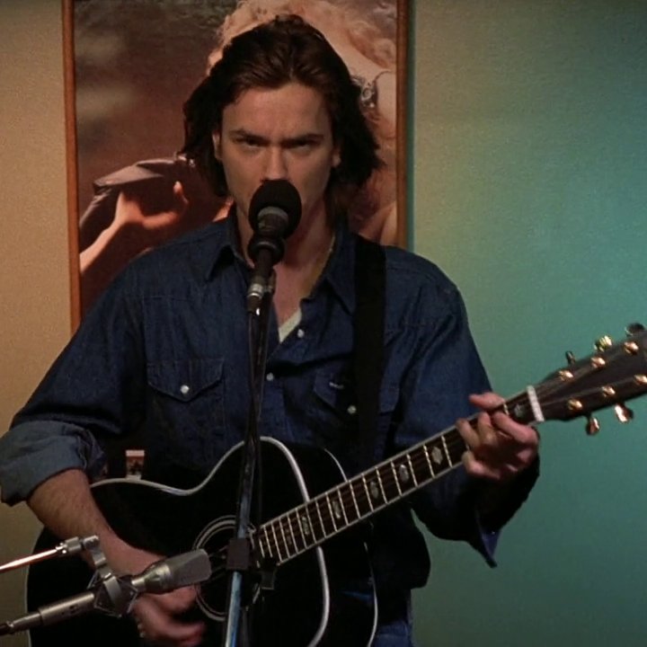 phoenixsgallery's tweet photo. Thread: River Phoenix singing in The Thing Called Love (1993) https://t.co/TcFsDLJs17