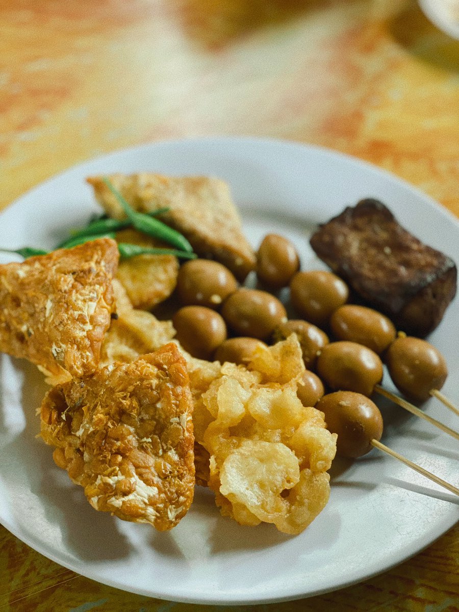 Abiidris's tweet photo. Jogja pagi ini https://t.co/27YD89u83U