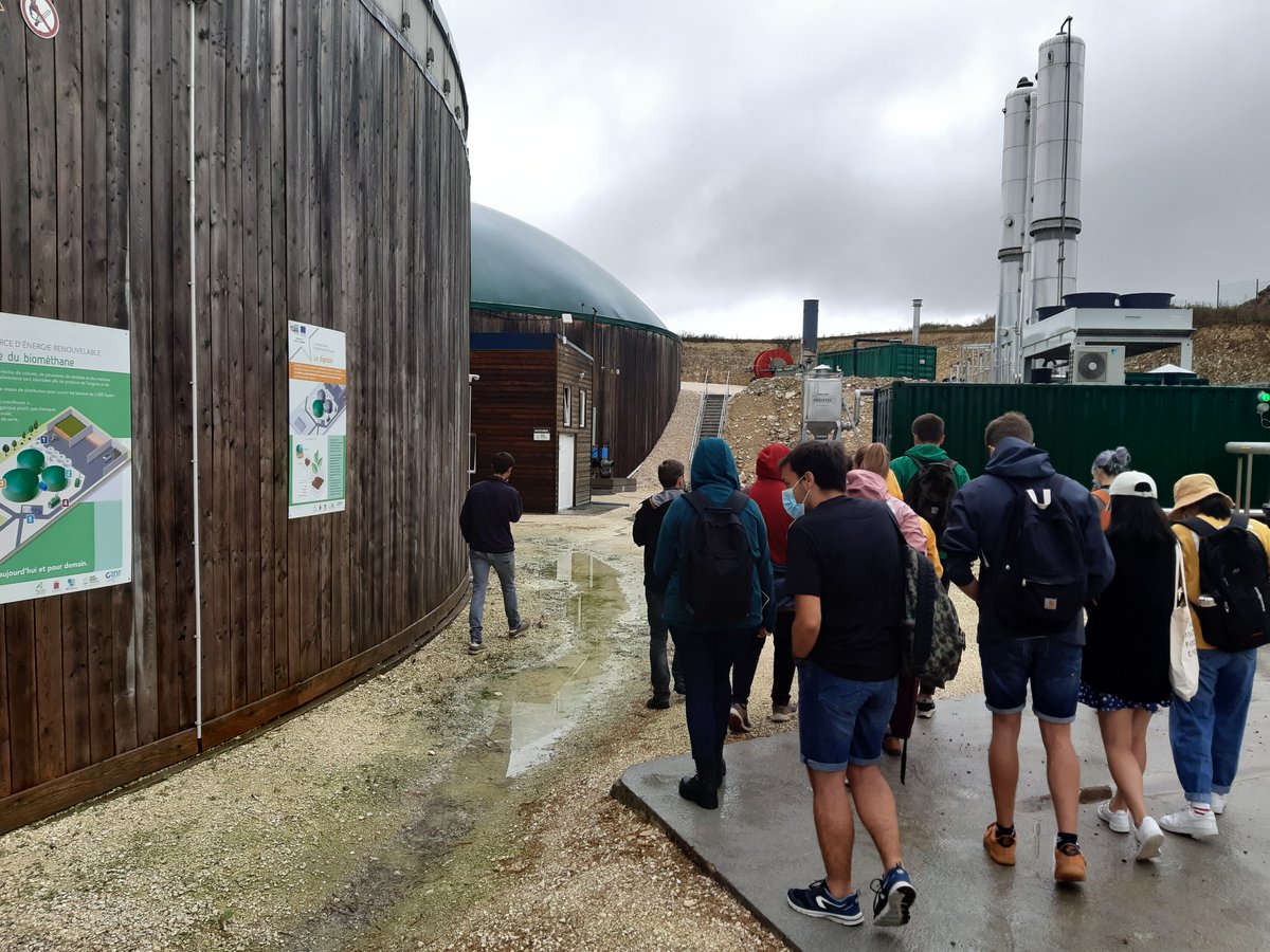 Les élèves de L'INSA Centre Val de Loire en sortie près de Bourges à la découverte de la méthanisation. Merci aux équipes d'AGRI BERRY ENERGIE et Thibault LECOMTE pour cette visite passionnante, et engagée en faveur de l'écologie et la transition énergétique ! <a href="/GRDF/">GRDF</a> <a href="/insacvl/">INSA CVL</a>