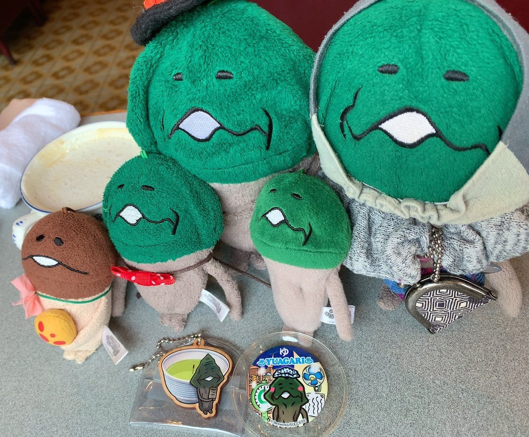 n0nameco's tweet image. レトロ喫茶に #枯れなめこ 大集合( ˊ̱˂˃ˋ̱ )🌳 
#きのこなめこ