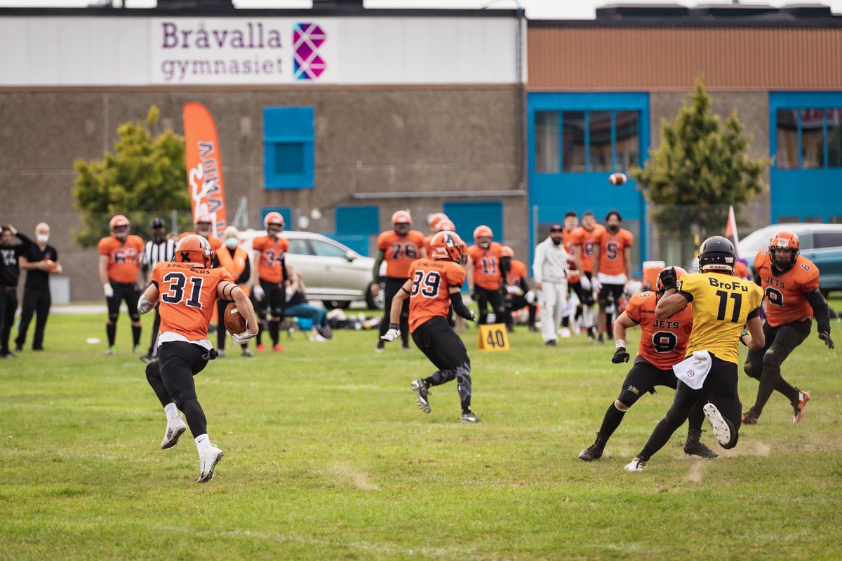 Sista matchen i seriespelet för herrlaget imorgon när Tyresö kommer på besök, i en match som kommer streamas. Mer om det och matchen i övrigt i vår preview nedan ⬇️
🏟️: Midgårdsvallen
🕛: Kickoff 12.00
📺: youtube.com/watch?v=rmB4L9…
🔗: laget.se/.../Preview-Ar…...
📸: Sara Eklund