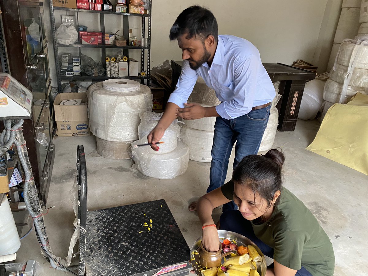 InnovationsRag's tweet photo. विश्वकर्मा जयंती की आप सभी को Rag Innovations की ओर से हार्दिक बधाइयाँ ।।
हम आप सभी की अपने अपने कार्य क्षेत्र में उन्नति की कामना करते है भगवान श्री विश्वकर्मा का आशीर्वाद आप सभी पर बना रहे 🙏🏻🙏🏻
Manepura, Bhind (M.P)
#विश्वकर्माजयंती https://t.co/zKSbsV6kPw
