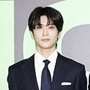 lleento's tweet photo. 스티커 기자간담회 재현이..
얼굴로 컴백했다고 알려주는중 https://t.co/uNtTwZUbaL