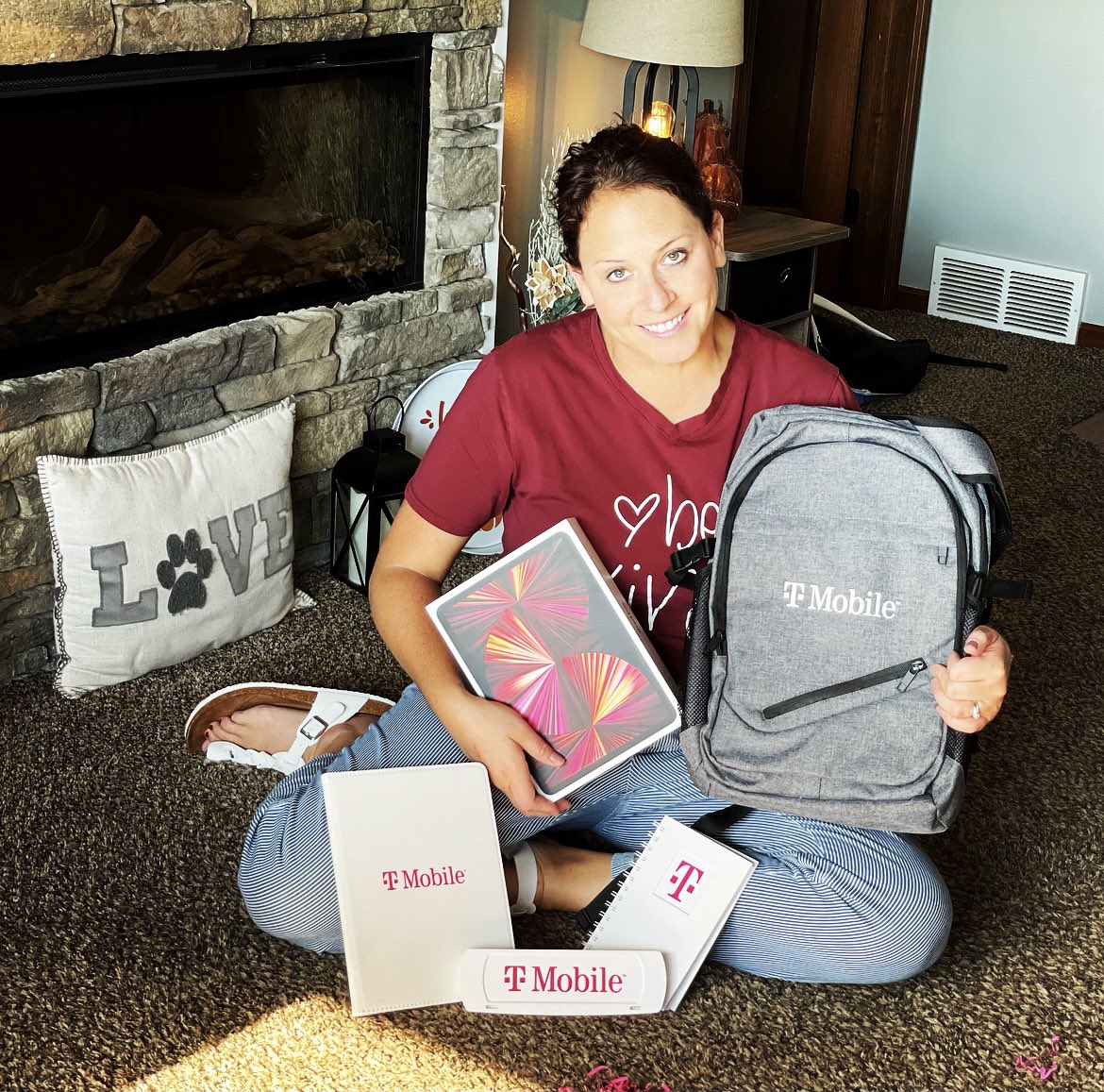 Thank you for the #MagentaMagic <a href="/TMobile/">T-Mobile</a> 🥰🤗🥰🤗🥰 So excited to add this technology to my classroom!!!