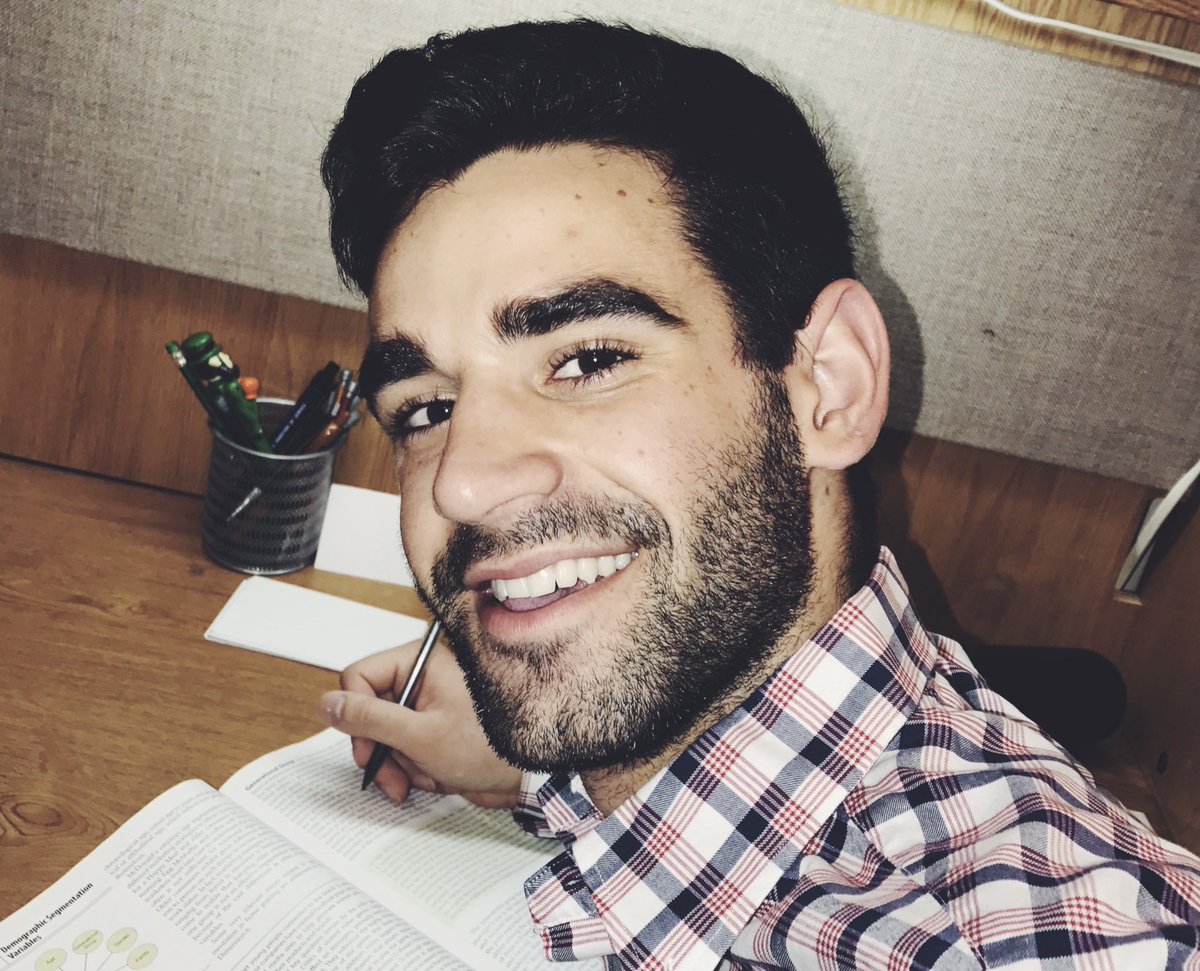Dan tweet media