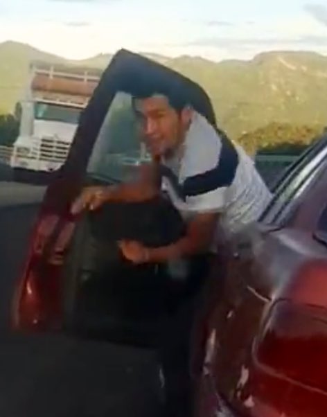 rangelirijillo's tweet image. Si lo conocen, díganle, que digo yo,  que es un PENDEJO! #pipope