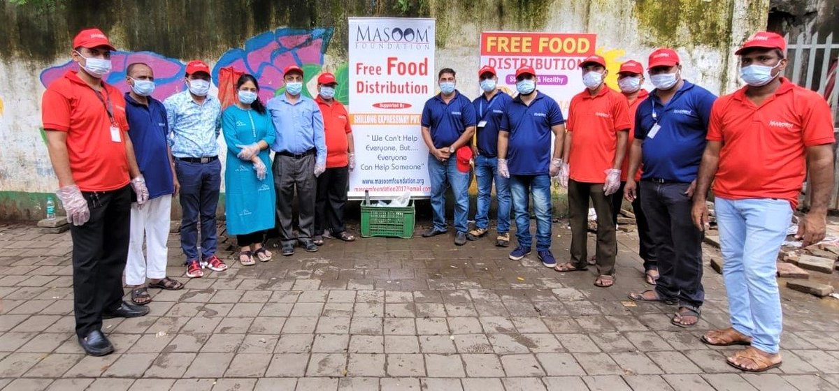 HighwayConcess1's tweet photo. The purpose of human life is to serve and to show compassion and the will to help others #AlbertSchweitzer
#HC1 and Shillong Expressway Pvt. Ltd. tried making a difference by serving the less fortunate at #Mumbai in partnership with the NGOs #Kshamata and the #Masoom Foundation. https://t.co/FioN9Fg7gu