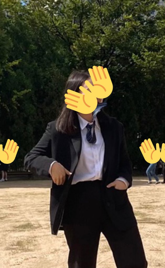 졸사에서 친구들의 의견을 들어주는 행위
아니 도대체 왜 넥타이를 물라고 하는 거여...?