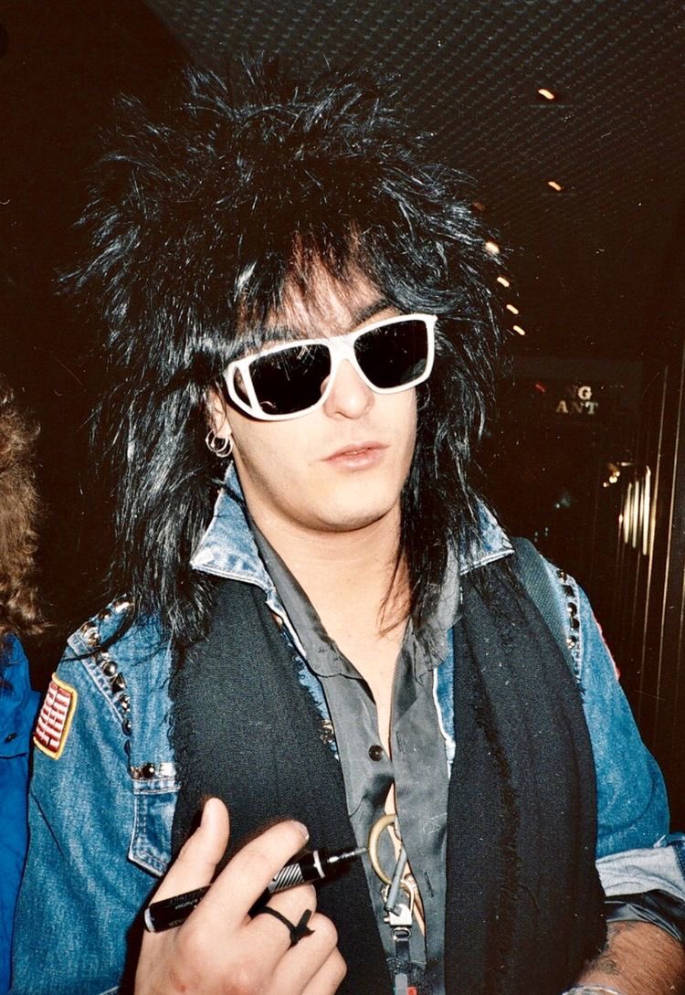 sixxarchive tweet picture