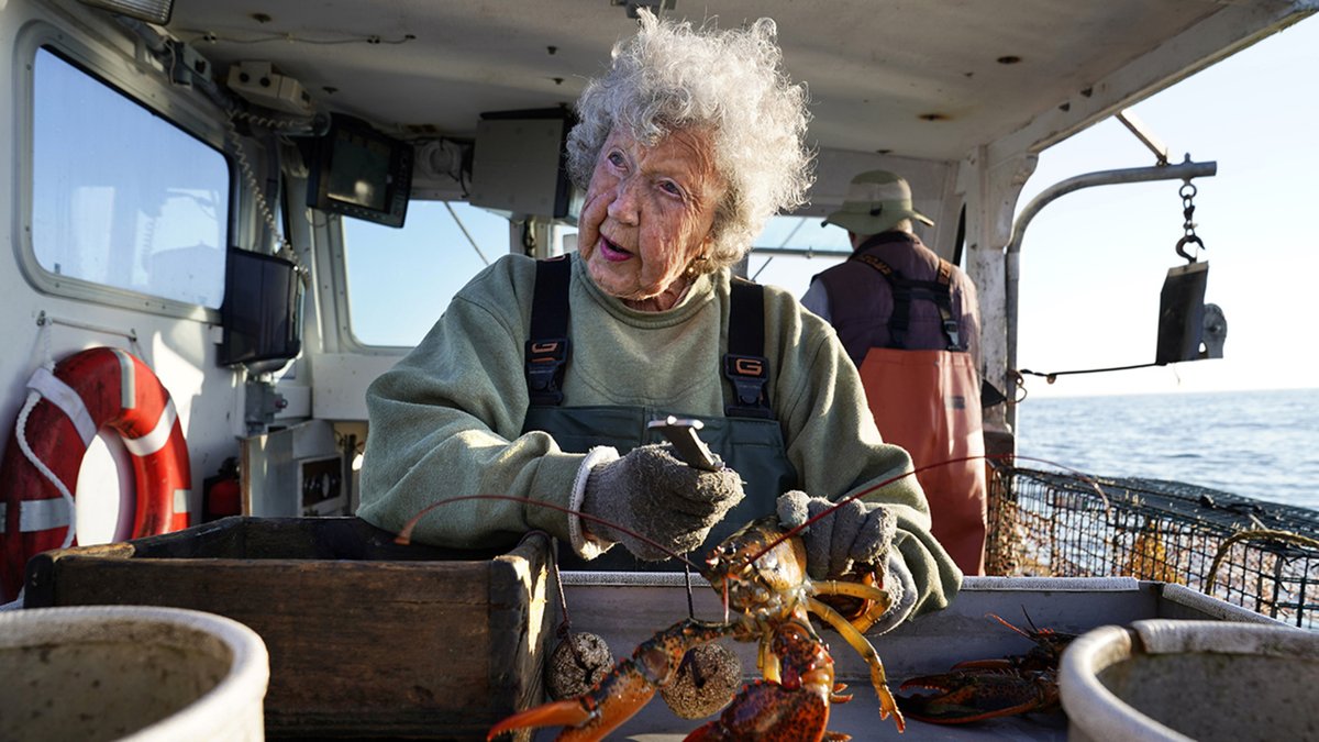 abc7newsbayarea's tweet photo. More than 90 years after starting, Maine's oldest lobster harvester, Virginia Oliver, is still doing it at age 101. https://t.co/wMqMXF5BmN https://t.co/znWNfEUtzV