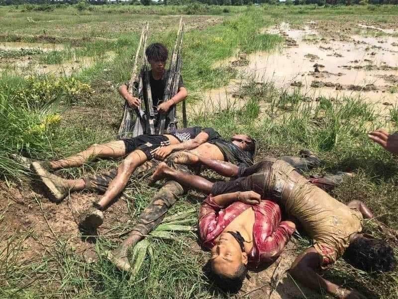 ချောင်းဦးတွင် အကြမ်းဖက်စစ်တပ်၏ ရမ်းကား သတ်ဖြတ်မှုများ အခြေအနေဆိုးနေ၊ ရွာလုံးကျွတ်ထွက်ပြေးနေရပြီး ပြည်သူပိုင်ပစ္စည်းများကို စစ်တပ်က လုယက်
ရန်ကုန်၊ စက်တင်ဘာ ၁၇ 

Read More -> t.me/khitthitnews/8…