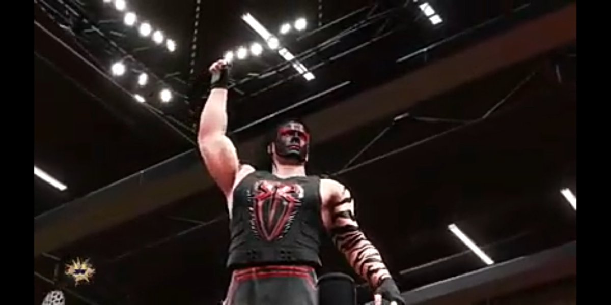 DIECAST2K's tweet photo. Apex: Oh isn't that shocking huh? Big bad Liam talked all his shit and got his ass whooped for it. No wonder he hides behind guns, a dollar store Corleone Family, and Brock Lesnar's long lost daughter. He knows he can't do a damn thing by himself! So on behalf of my teammate https://t.co/XpSSPXqYLP