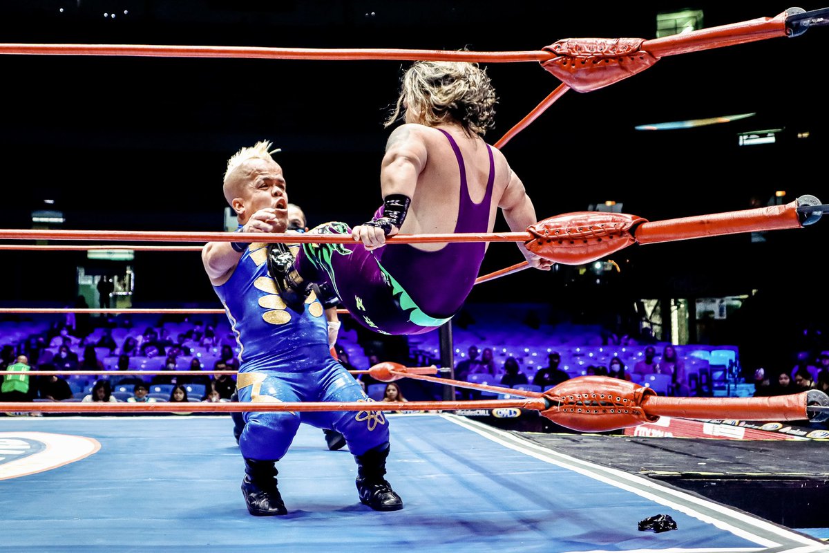 CMLL_OFICIAL's tweet photo. 🤩 ¡Microestrellas!
✨ El Gallito 
✨ Atomo
✨ Chamuel
✨ Perico Zakarias 

#CMLL #LuchaLibre #Microestrellas https://t.co/hBklcyzmEO