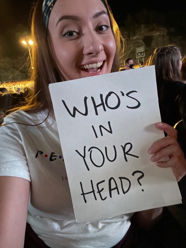 Kieersten's tweet photo. I guess @joejonas knows who’s in my head tonight 😭🤩 #ShaneGray #RememberThisTour @jonasbrothers https://t.co/onGNkjiIub