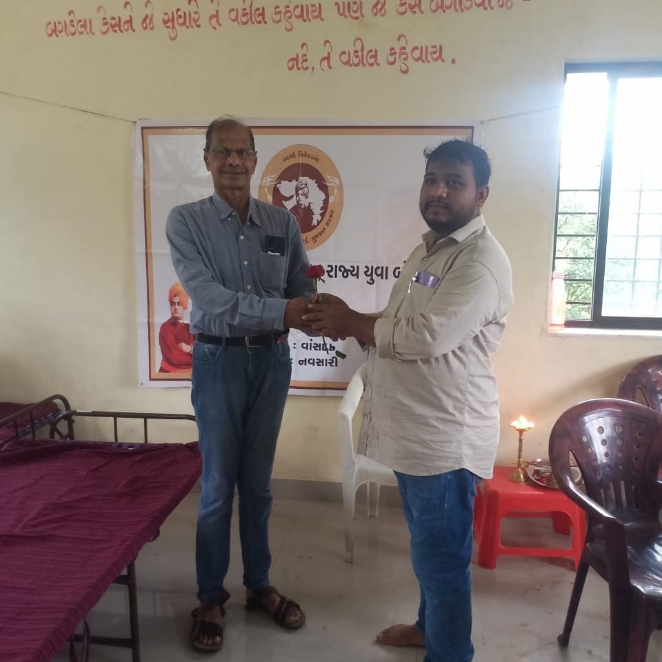 yugpurushsv's tweet photo. સ્વામી વિવેકાનંદ યુવા કેન્દ્ર - નવસારી જિલ્લા દ્વારા વાંસદા તાલુકા ખાતે બ્લડ ડોનેશન કેમ્પ નું આયોજન કરવામાં આવ્યું.
#SVGRYB #svyknavsari https://t.co/JuRgjS5TZl