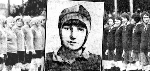 MikeMeehallWood's tweet image. It's 3.10pm on September 17, 2021.

That makes it 100 years exactly since the first-ever women's rugby league game kicked off. 

30,000 people showed up at the Showgrounds in Moore Park and Maggie Moloney, a 15-year-old Irish girl from Redfern, was the star, scoring 4 tries.