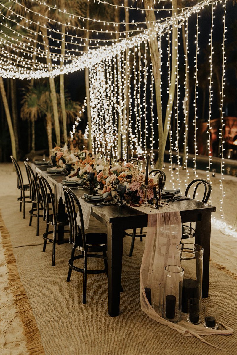 marialimon_'s tweet photo. And when the night comes the romance and the magic arises✨ 
@ArchiveRentals @marialimon_ https://t.co/sWCjm8cIr3