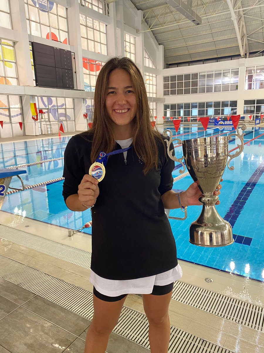 Geçtiğimiz hafta düzenlenen, Sualtı Hokeyi Büyükler Türkiye Şampiyonası’nda ekip arkadaşımız Beril Arıkan'ın da yer aldığı Deniz Yıldızları Spor Kulübü, Kadınlar Türkiye Şampiyonu oldu. Sevgili Beril'i ve tüm takımı gönülden tebrik ediyoruz!🎉🧡🖤 <a href="/berilarikann/">Berolcugum</a>