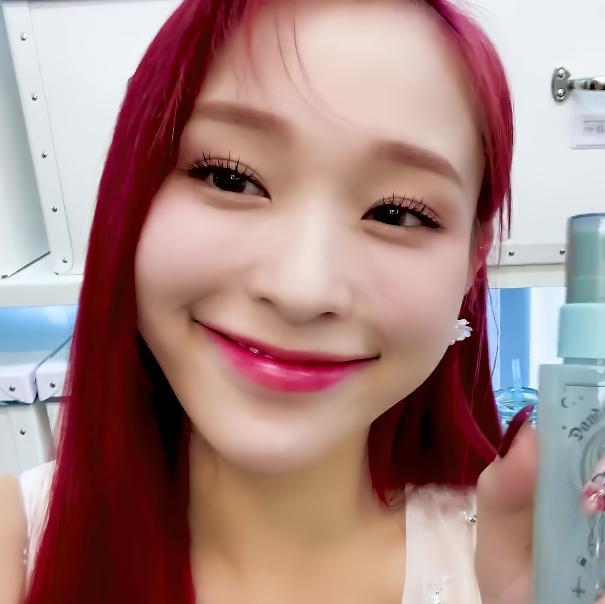 gahyeonsource's tweet photo. https://t.co/Xr4c0UXTQK