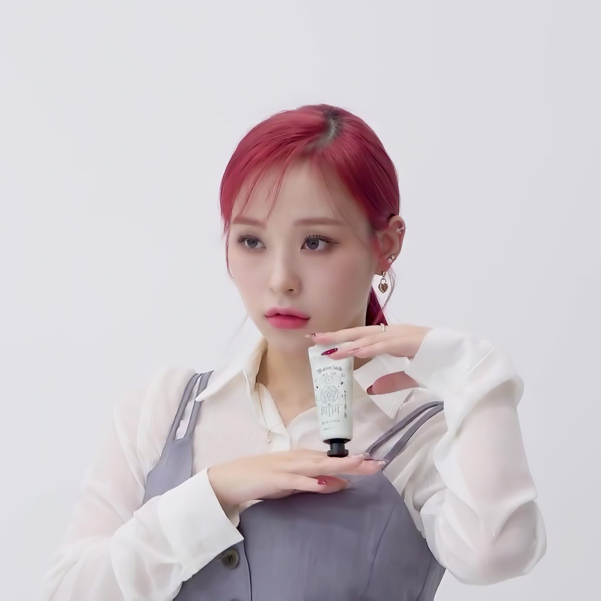 gahyeonsource's tweet photo. https://t.co/vMJa5wM1V3