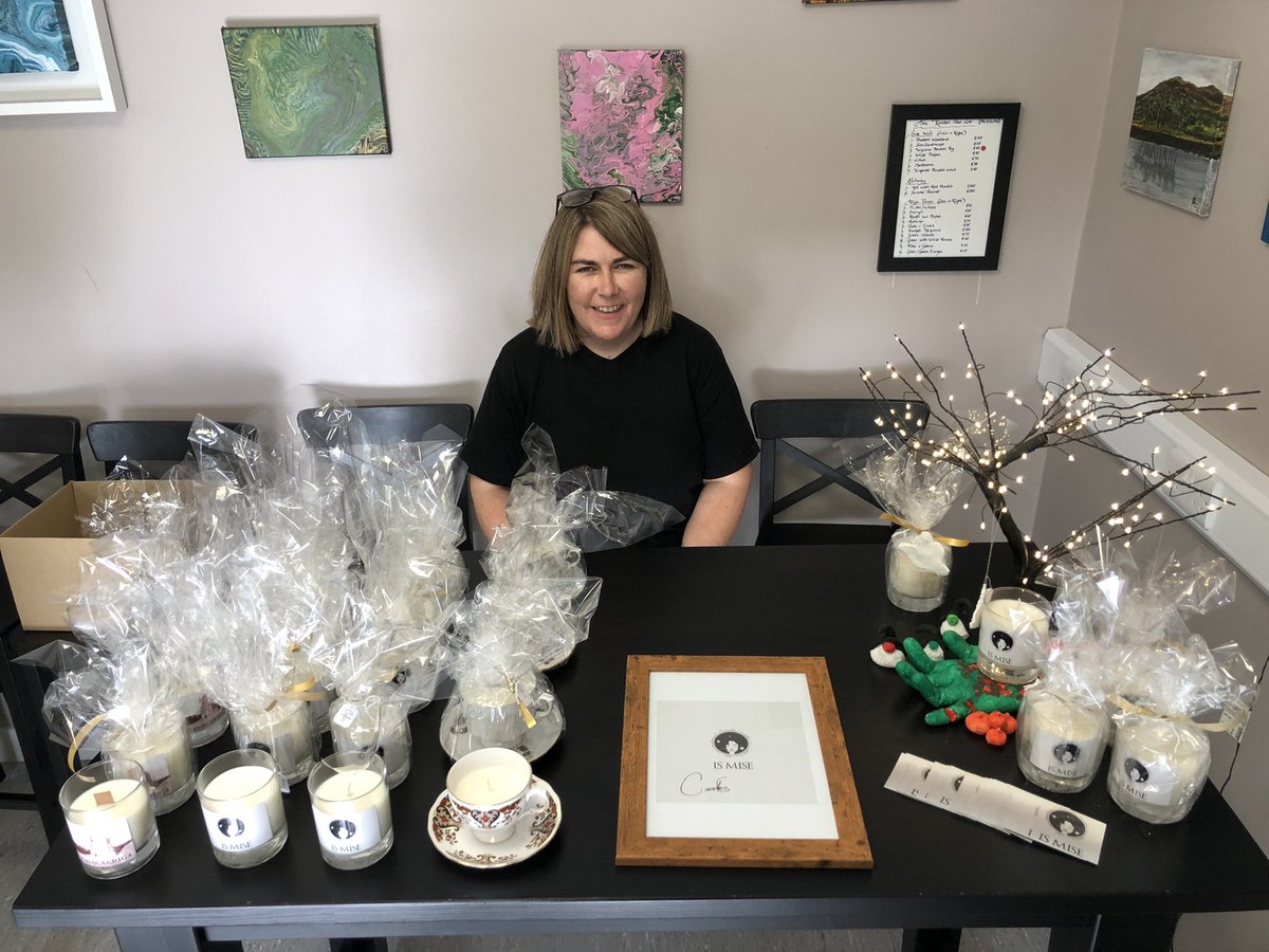 brookparkentctr's tweet photo. Lovely display of scented candles and a few surprising scents ☕️🌼 by Lorna Kirby of #ismise candles here @brookparkentctr #Dunmanway … also on sale online @shopinireland #CultureNight2021 #arts #crafts https://t.co/2t5lT6OwBE