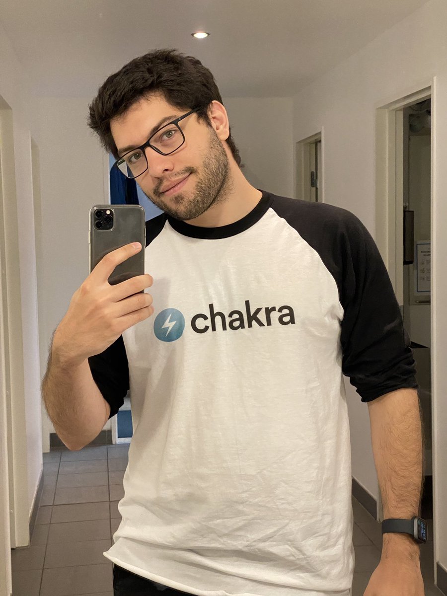 fedeorlandau's tweet image. Got my @chakra_ui 👕 #reactjs #chakraui