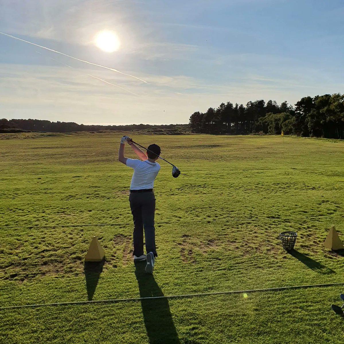 Out on the practice range at my new club <a href="/FormbyGolfClub/">Formby Golf Club</a> last night. Stunning surroundings and always helps when the sun is out.