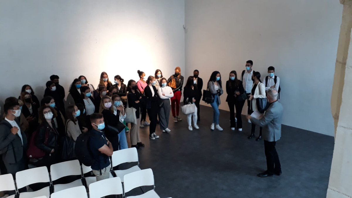 E4THEcs's tweet photo. MCAT - BTS TOUR1: visite au Couvent des Jacobins et rencontre avec Destination #Rennes pour préparer la participation des étudiants de #lyceejarennes aux #JEP2021 #patrimoine #education #tourisme #Bretagne https://t.co/aZz9A6sTIu