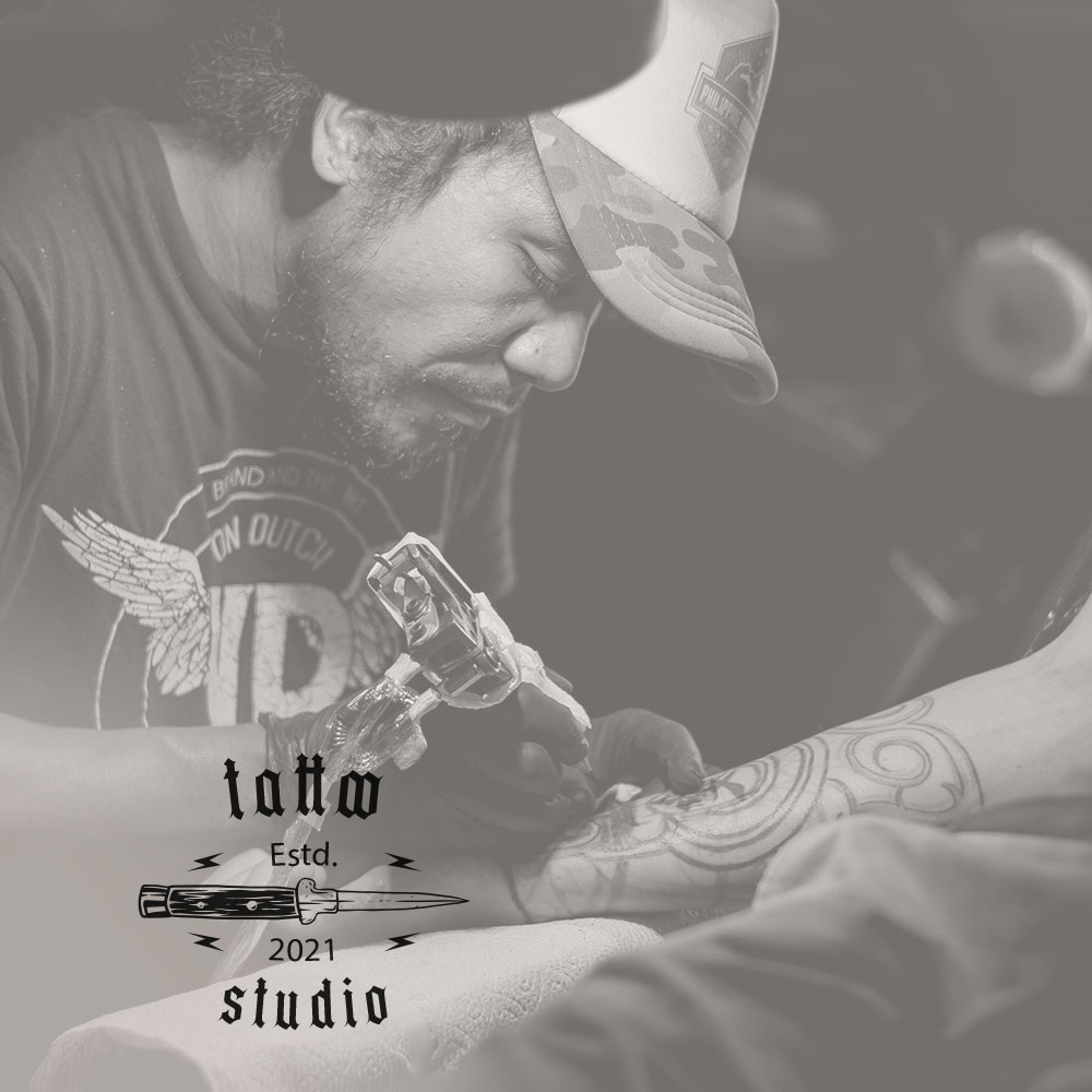 KongFont's tweet photo. “My body is my journal, and my tattoos are my story.” - Johnny Depp

Looking for a typeface/font for your tattoo studio logo?
Don't worry, we are Kong Font and ready to provide a typeface based on your needs :)

#tattoo #tattoos #tattooideas #studio #studiotattoo #scriptfont https://t.co/PNOB1ydcNE