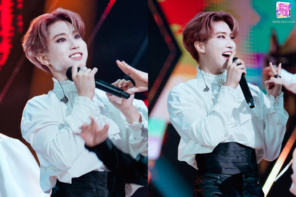🧛‍♂️
#한 #한지성 #HAN <a href="/Stray_Kids/">Stray Kids</a>