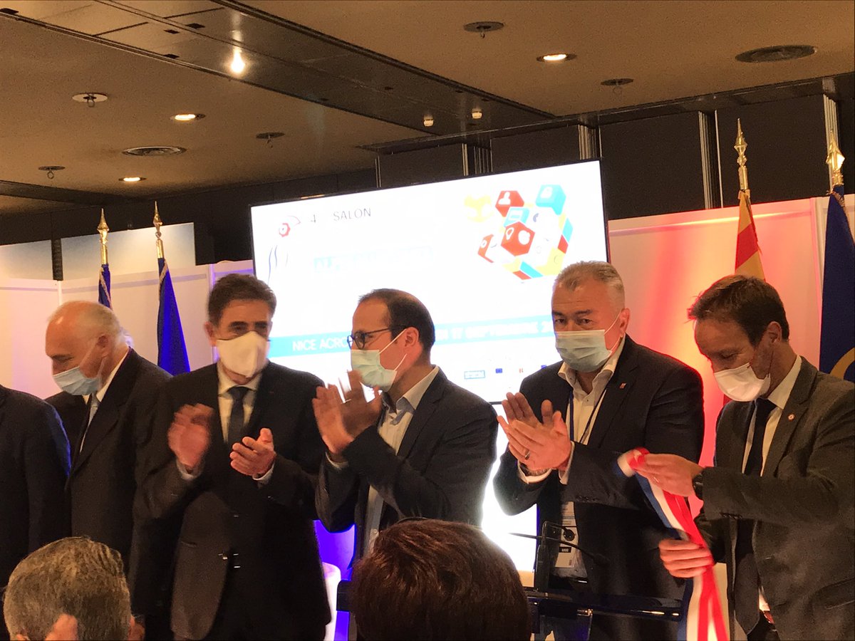 JosephSeguraSLV's tweet photo. 4ème Salon des Maires des élus locaux et des décideurs publics des Alpes-Maritimes #AMF06 https://t.co/cQdz3bmowp