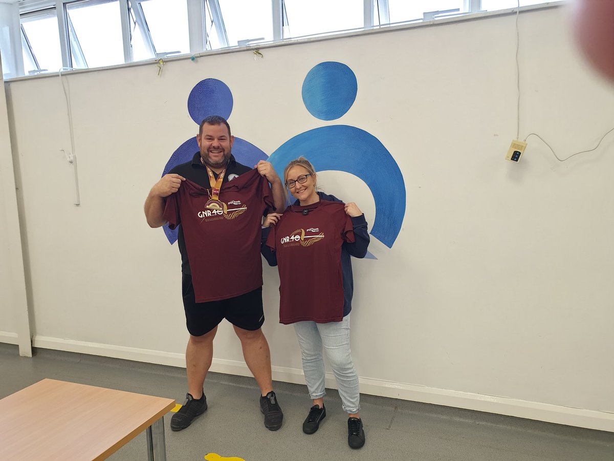 Thank you Graeme @AceFurniture1 and Karly who raised £1,800 for @TeamworkTrust our members really enjoyed seeing their medals and t shirt