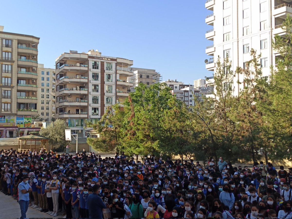 HalatSehit's tweet photo. Okulumuzda 2021-2022 eğitim-öğretim yılı İlköğretim Haftası coşkuyla kutlandı. https://t.co/rVpB5VgxBy