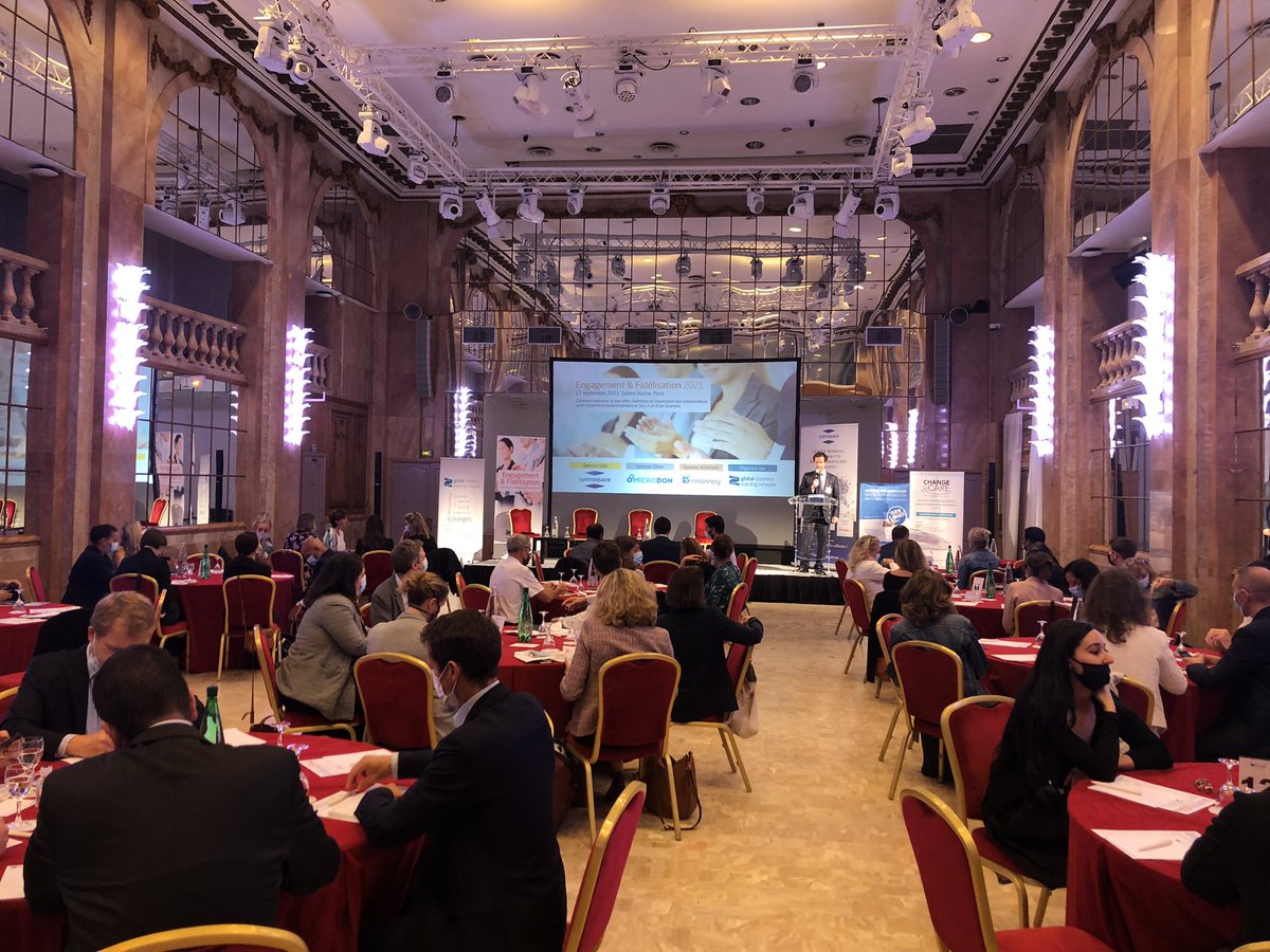 GBLN_HR's tweet photo. Quel plaisir de se retrouver enfin en #présentiel pour le conférence #Engagement &amp; #Fidélisation ! Suivez les échanges sur #EngageRH https://t.co/7OEe46qxQE