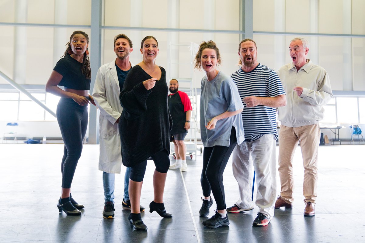 MusicalTheatreR's tweet photo. ‘It’s as if the 3 patients have fallen down the rabbit hole &amp; landed in the all-singing, all-dancing, glitzy, brash &amp; frenetic world of #NHSTheMusical’

@AliceFrankham chats about her role in #NHSTheMusical at @TRPlymouth (17-25 Sep) #FiveQuestionsWith

https://t.co/cSvWcgqm6m https://t.co/as3nPZhkzU