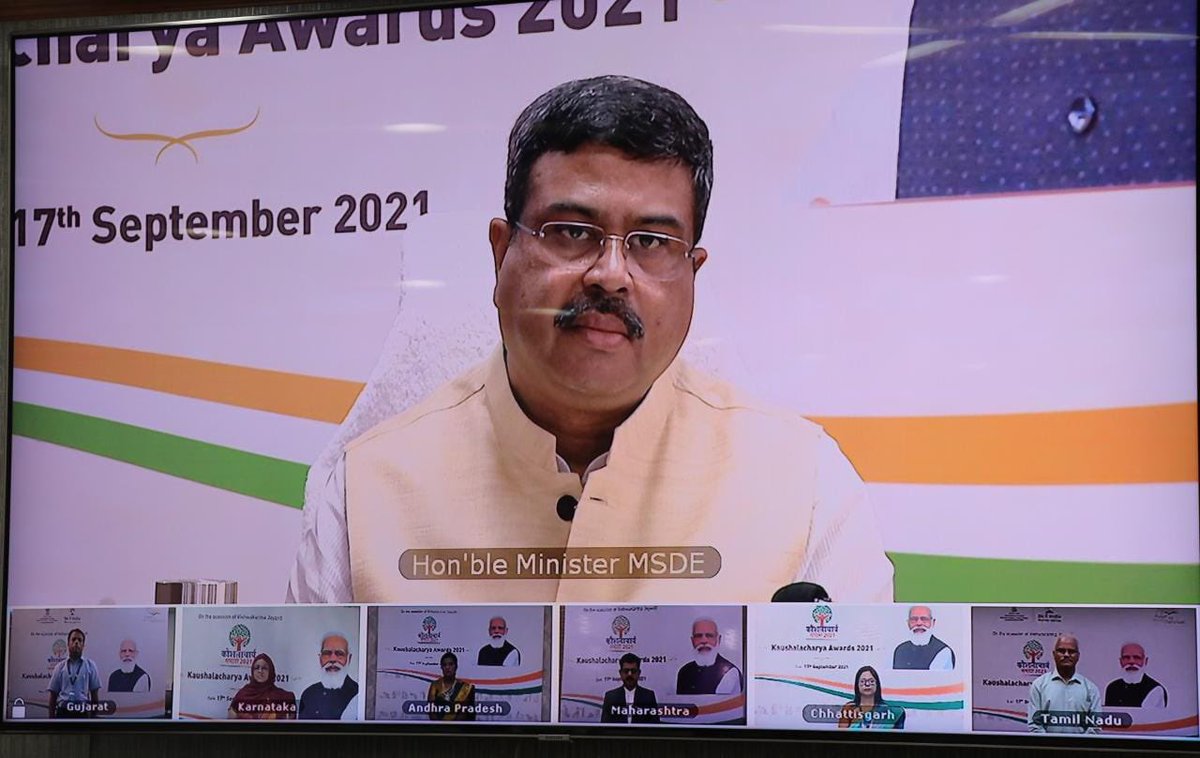 dpradhanbjp's tweet photo. We must work towards making skills more aspirational. NEP has called for convergence of education and skills. Going forward, we are working on providing academic equivalence to skills and creating a robust integrated ecosystem. https://t.co/IiVcqPFW7v