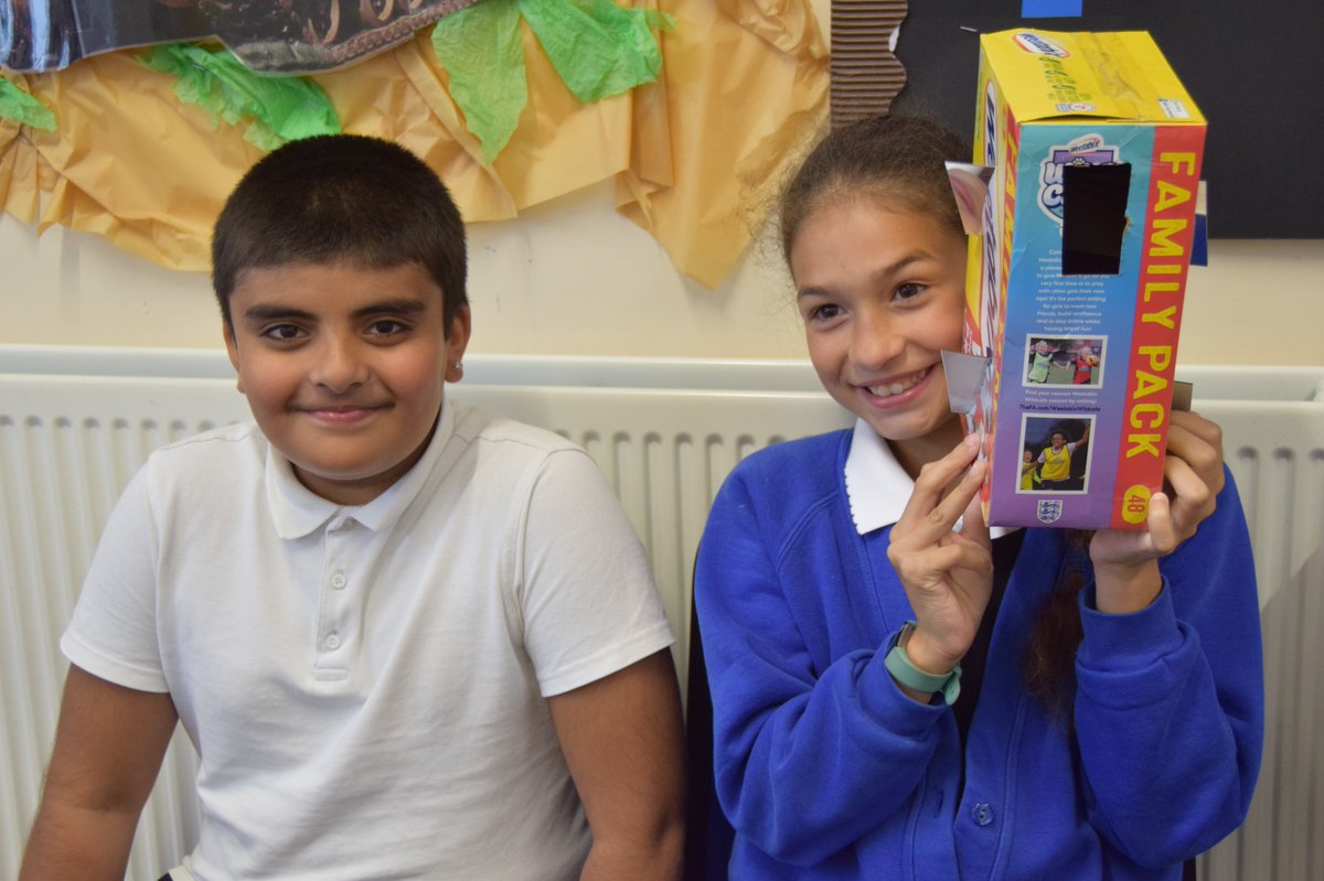 NewburghPrimary's tweet photo. Year 6 learnt about how light travels and can be reflected in mirrors. They had great fun with their periscopes.βοΈπ @STEMLearningUK
#Year6 #Newburghscience #STEM #periscopes https://t.co/hWLzffrkPD