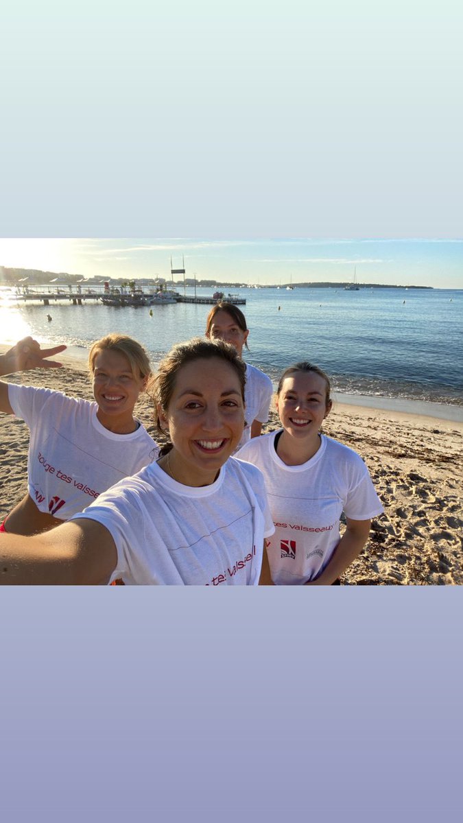 Segodebruyne's tweet photo. Réveil ⏰ musculaire 💪🏻 en beauté 👟🩸BOUGE TES VAISSEAUX🩸😅🏖 #SFMV2021 #CJMV @ClubVasculaire @sfmv2021 @CarolineFGD1 @ant_diard @cjurussfmv @lina_2411 @gabrielleSBart @SoudetS @JudithCatella @Echoraljpangio https://t.co/A6s01EuCe7